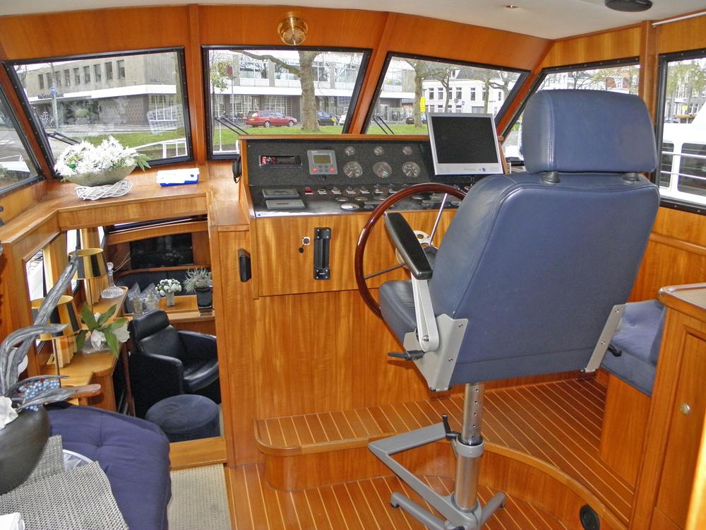 Steuerhaus, Innenausstattung